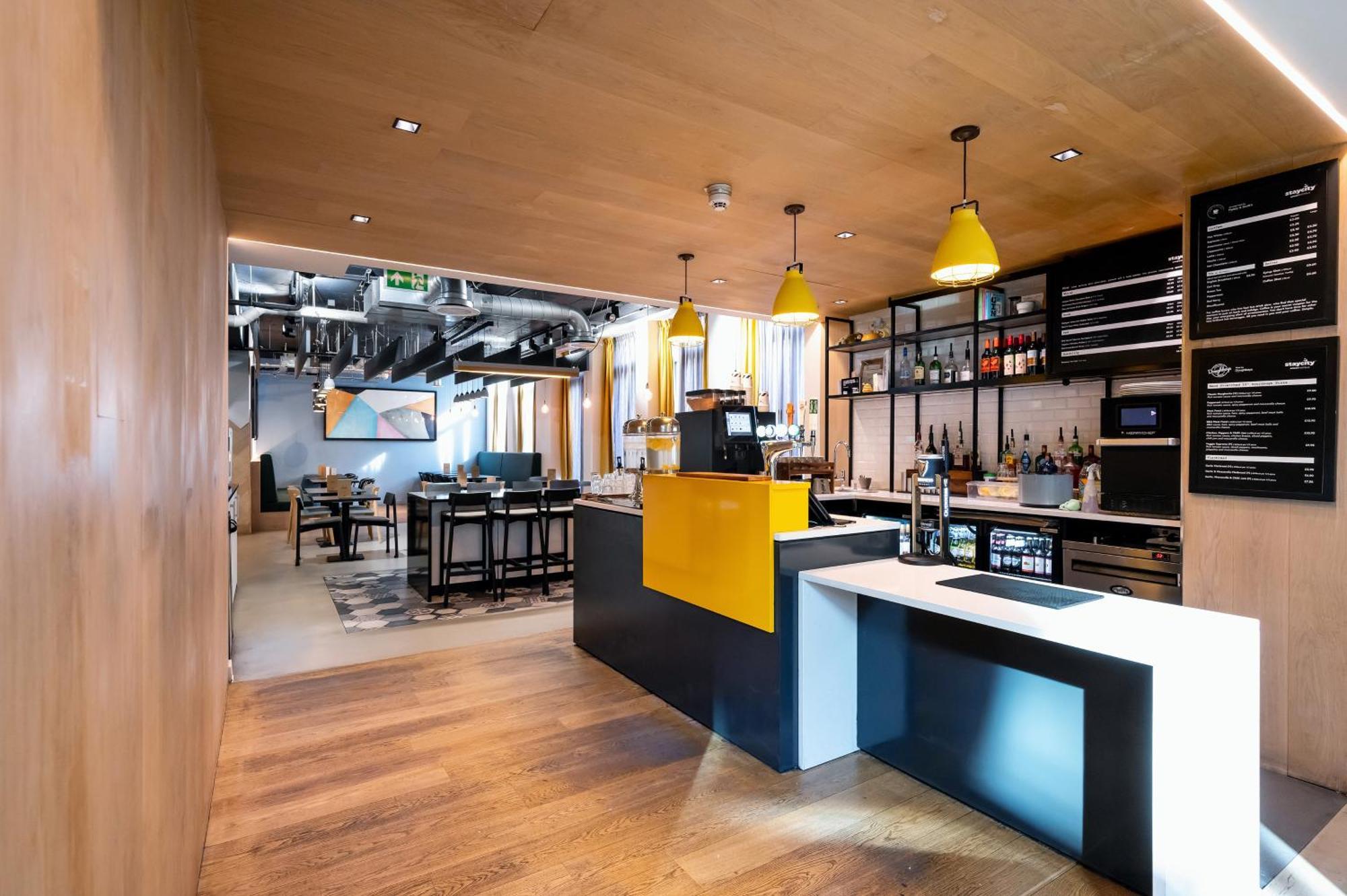 Staycity Waterfront 4*